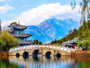 KHÁM PHÁ CÔN MINH -  ĐẠI LÝ - LỆ GIANG ( 6N5Đ )